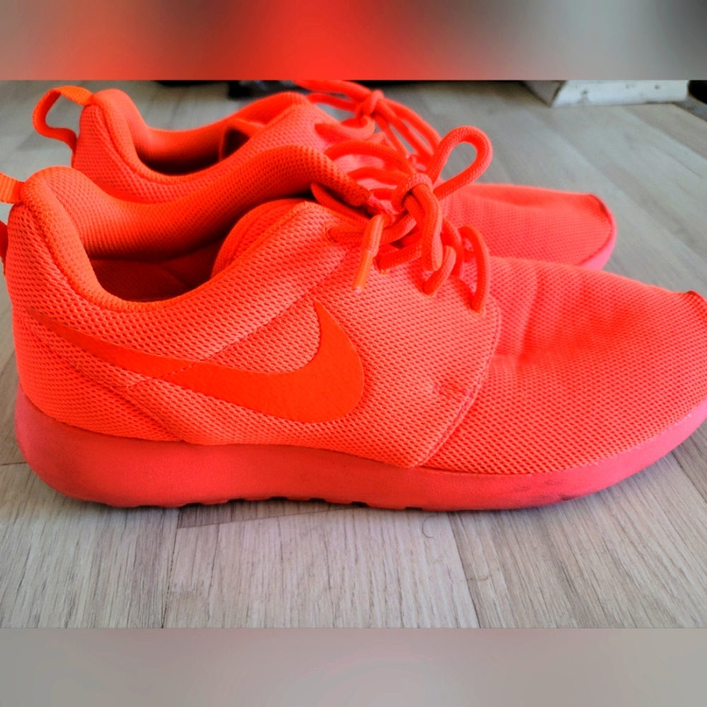 Nike Women's Bright Orange Sneakers